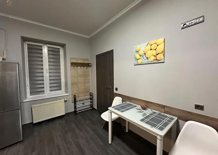 Modern Near Opera House Apartment Lemberg